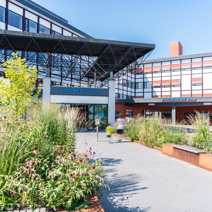 Reutilizarea sustenabilă a panourilor de fațadă EQUITONE la renovarea spitalului Nij Smellinghe