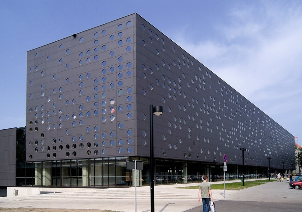 Rainscreen façades – a versatile system for high-performance buildings