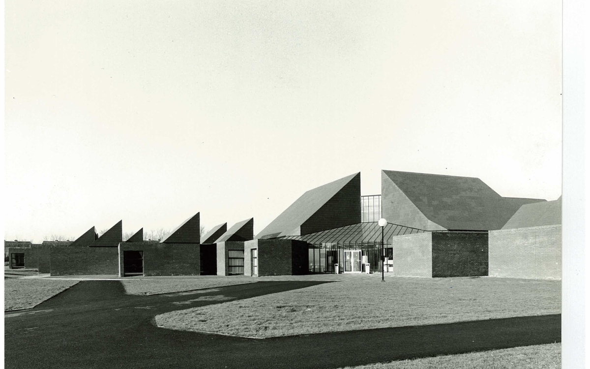 Building Of The Month - Coláiste Chiaráin - May 2019