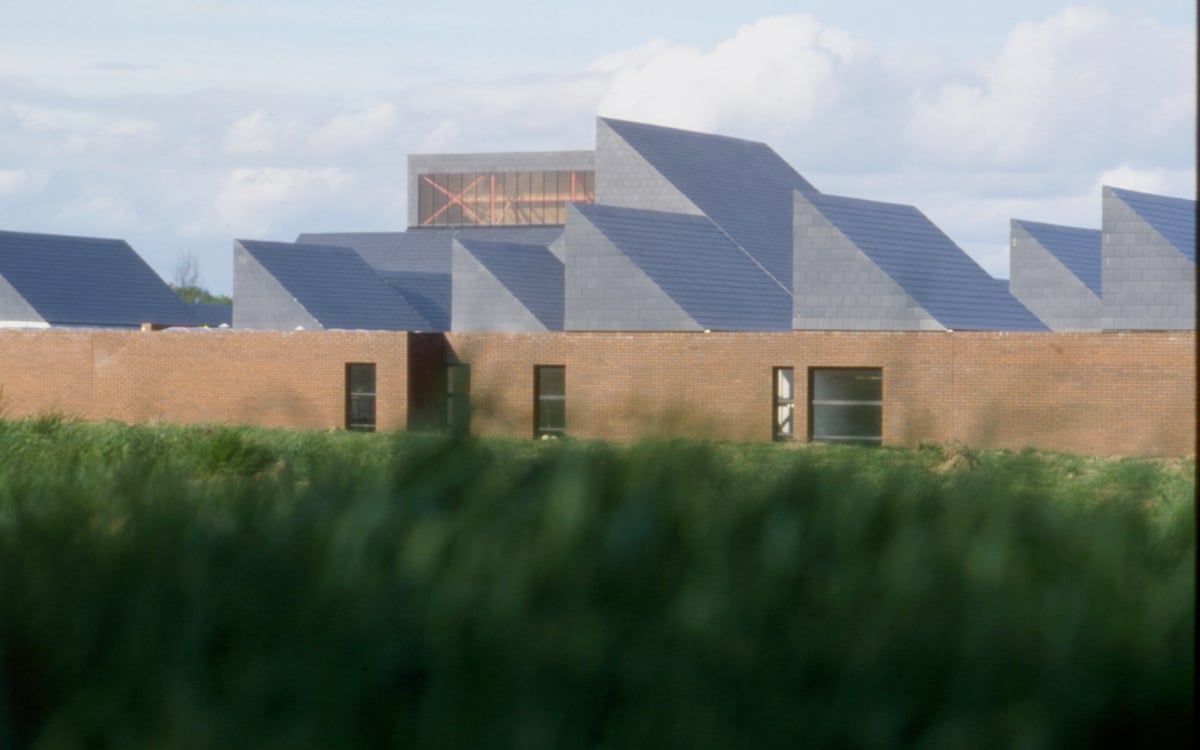 Building Of The Month - Coláiste Chiaráin - May 2019