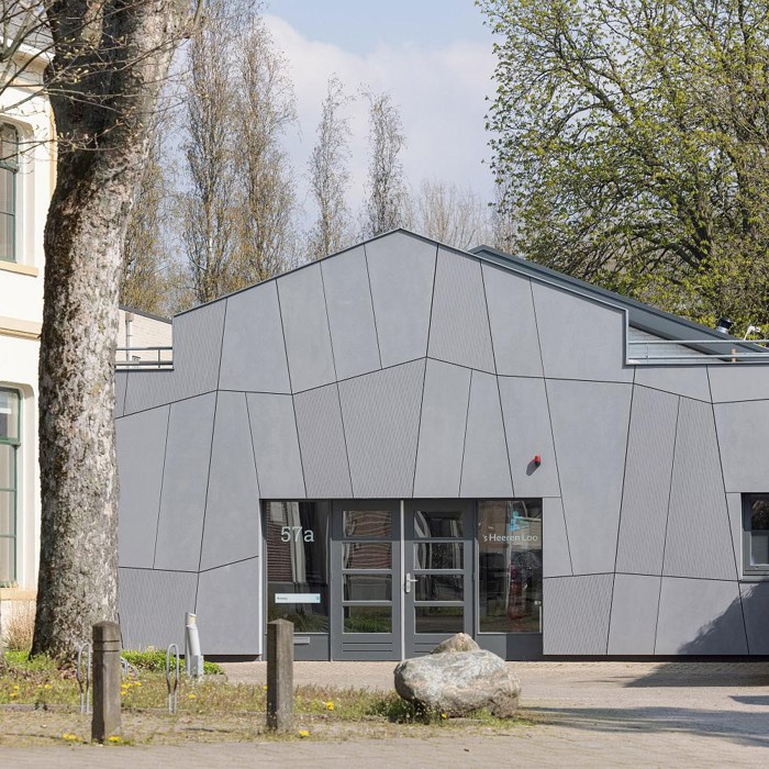 La façade EQUITONE symbolise la créativité du centre d'accueil de jour pour des personnes ayant un handicap